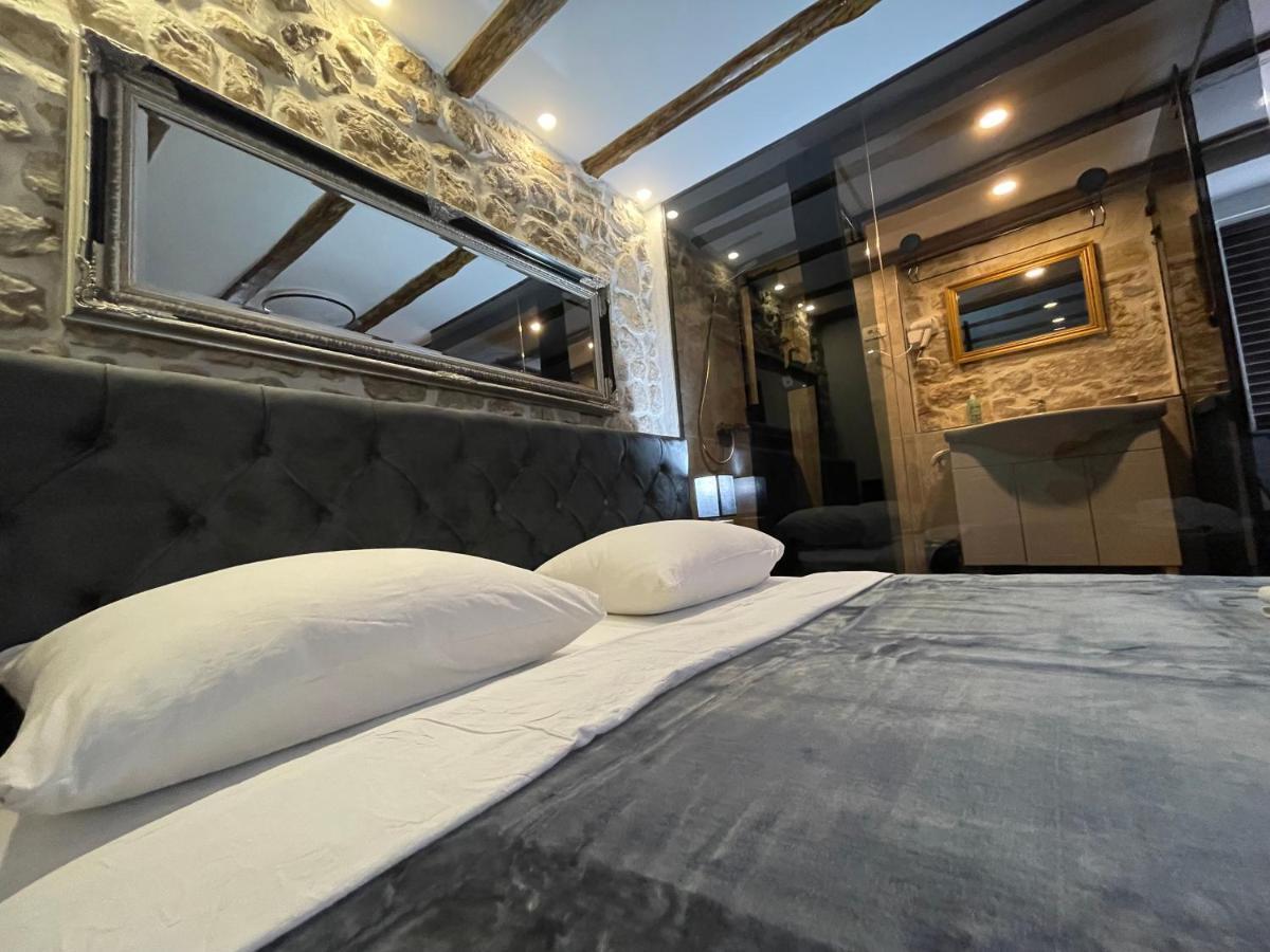Tequila Apartments (Adults Only) Задар Екстериор снимка