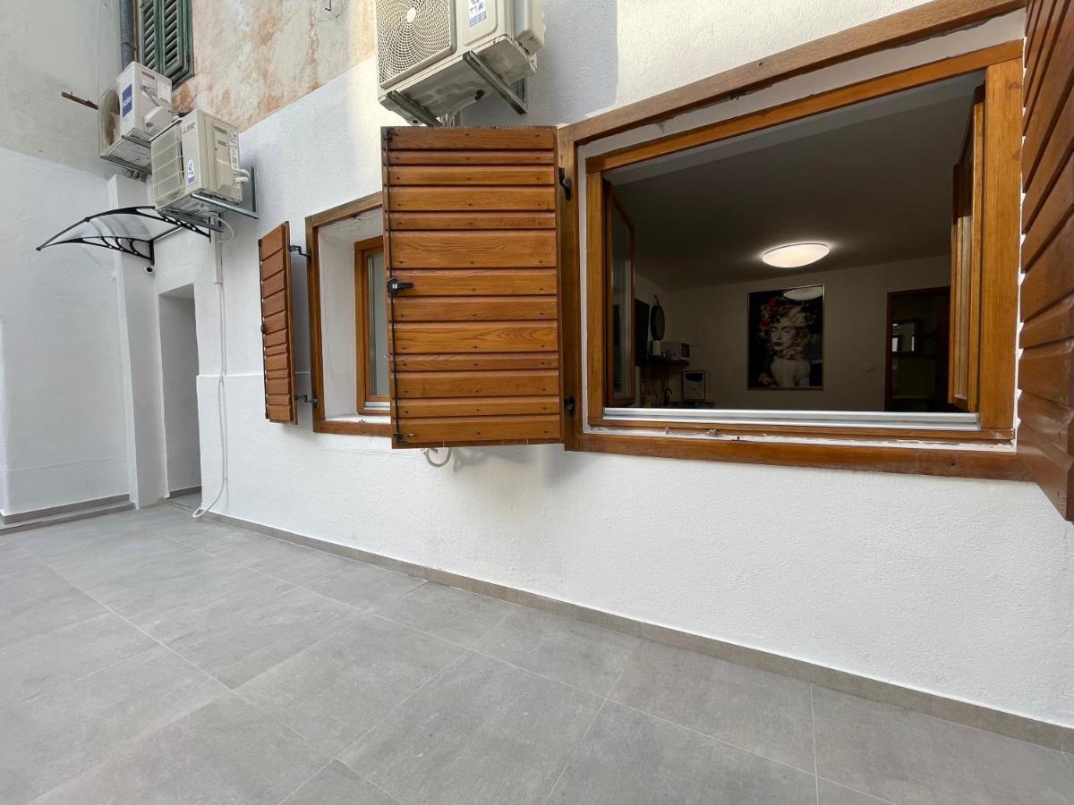 Tequila Apartments (Adults Only) Задар Екстериор снимка