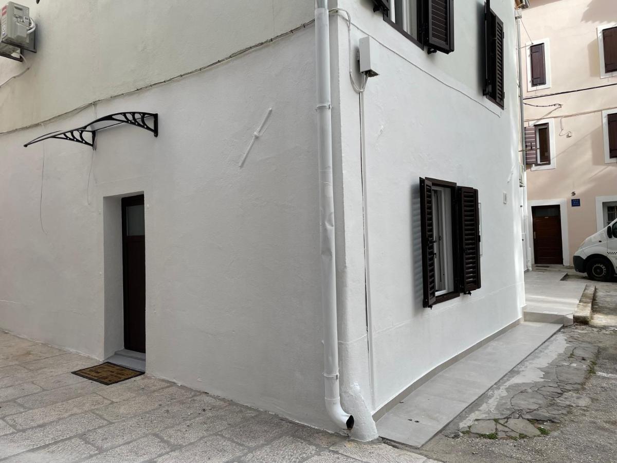 Tequila Apartments (Adults Only) Задар Екстериор снимка