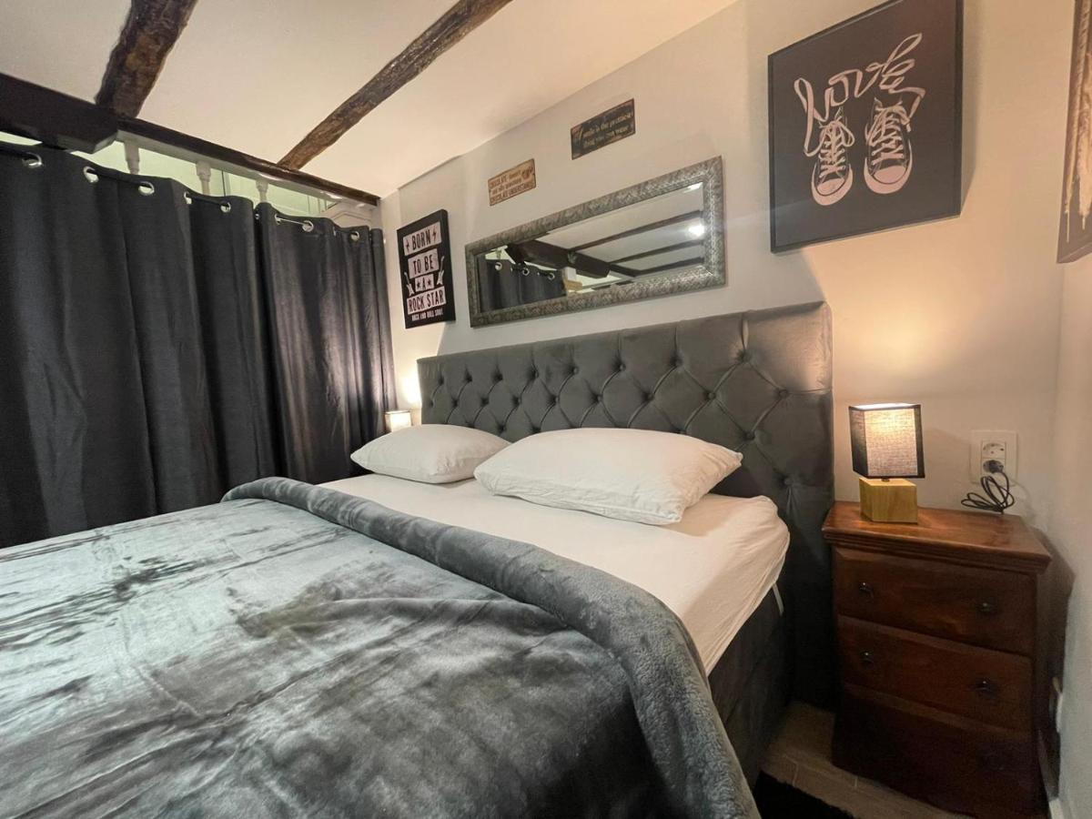 Tequila Apartments (Adults Only) Задар Екстериор снимка