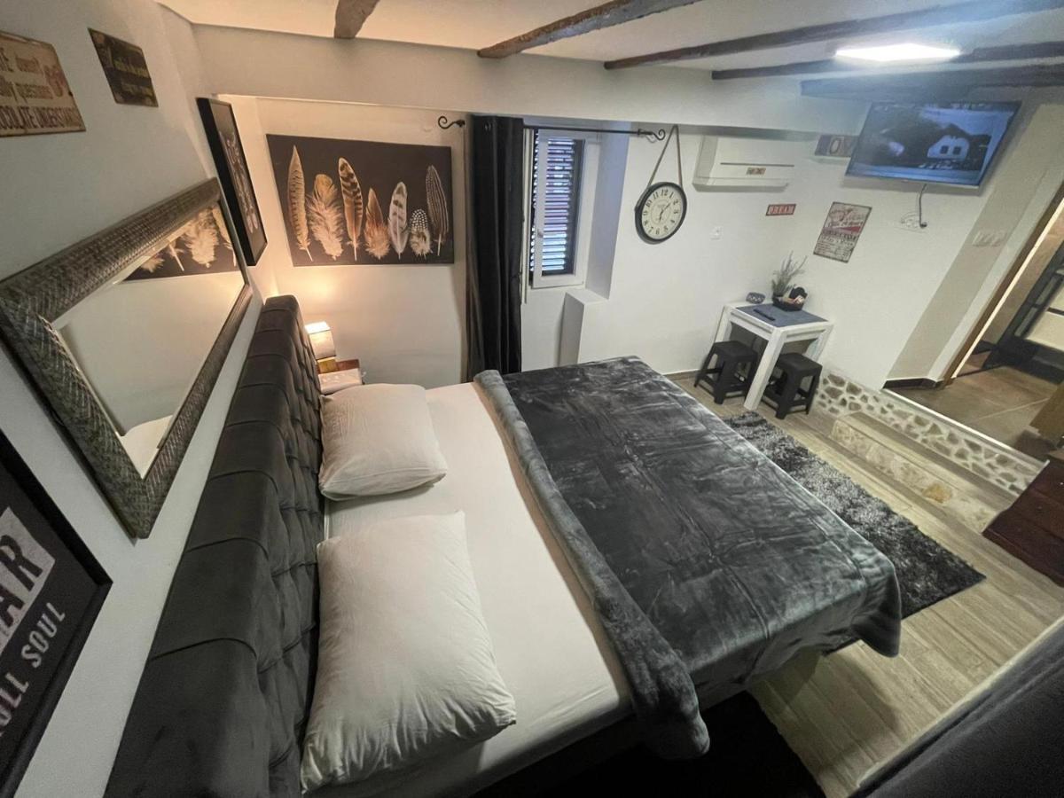 Tequila Apartments (Adults Only) Задар Екстериор снимка